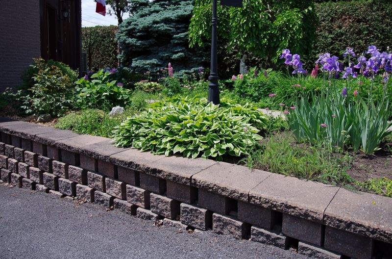 Concrete Retaining Walls
